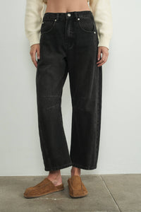 SLOUCHY RELAX FIT CROP BARREL JEANS