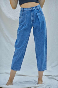 By Together Cropped Dart Detail Jeans
