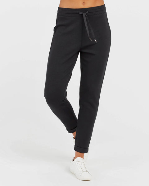 Spanx AirEssentials Tapered Pant